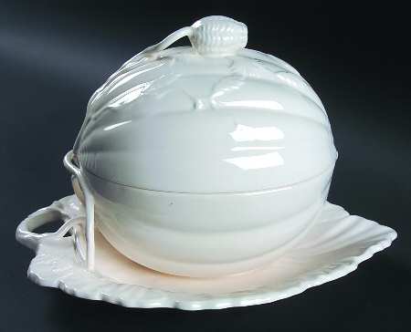 Originals Figural Tureen & Lid w/Attached Underplate