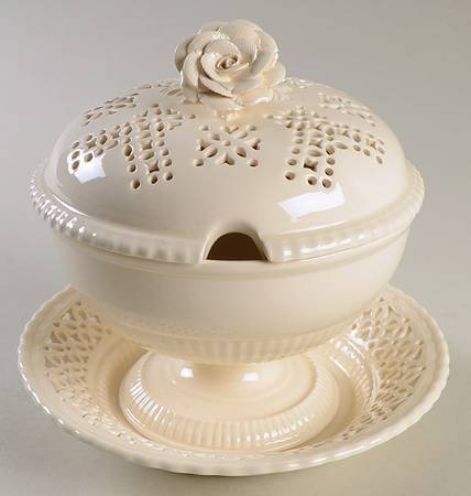 Originals Sauce Boat & Lid with Underplate
