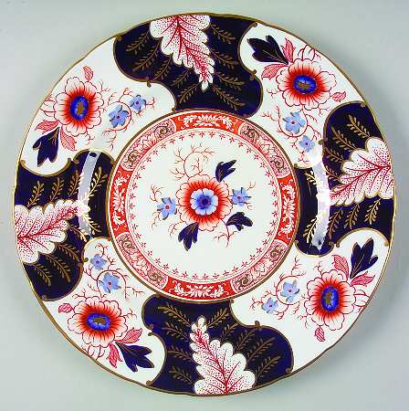 Battersea (Scalloped) by Royal Crown Derby
