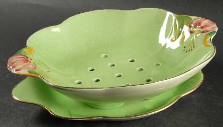 Tiger Lily Green Large Pierced Berry Bowl