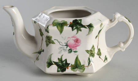 Ivy Rose Mini Teapot No Lid