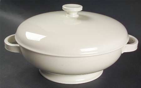 Winifred Cream Round Covered Vegetable