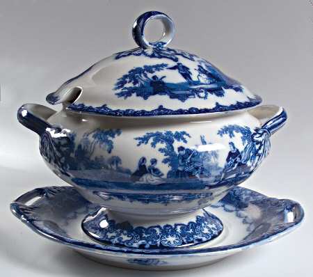 Watteau (Flow Blue, No Trim, Smooth) Tureen & Lid w/Underplate