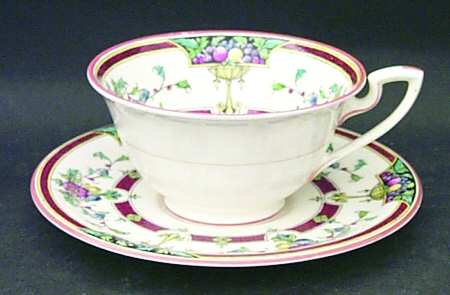Orlando Footed Cup & Saucer Set