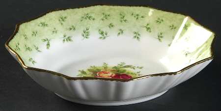 Old Country Roses Green Border Oval Sweet Meat Dish