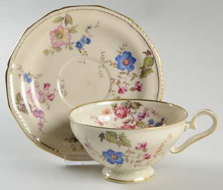 ROT176 Footed Cup & Saucer Set