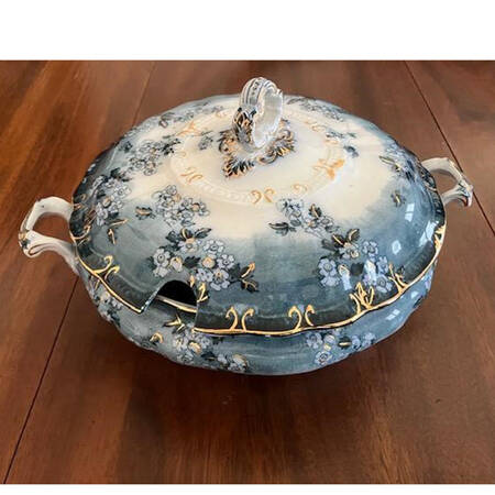Lugano (Blue Green) Round Covered Vegetable