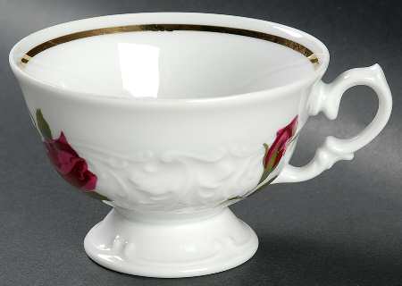 RKT7 Footed Cup