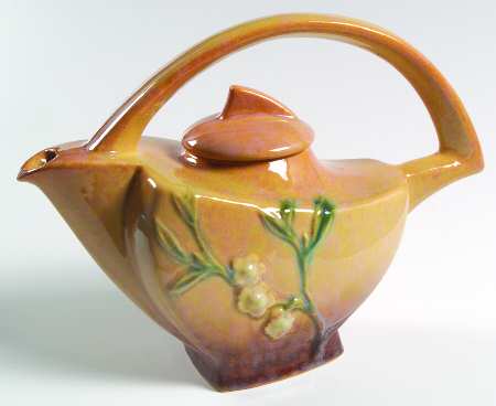 Wincraft Apricot (Tan) Teapot & Lid