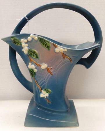 Snowberry Persian Blue 12" Handled Basket