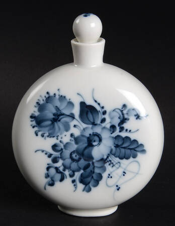 Blue Bouquet Tea Caddy & Lid