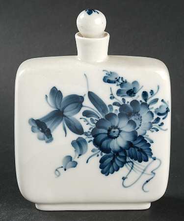 Blue Bouquet Tea Caddy & Lid