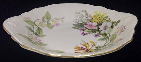 Country Flowers 8" Bon Bon
