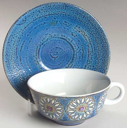 Annette Flat Cup & Saucer Set