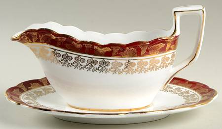 RST62 Gravy Boat & Underplate