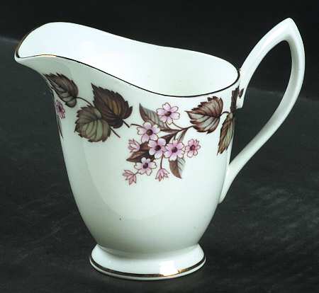 Linden Lea (Smooth) Mini Creamer