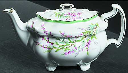 Bell Heather (Scalloped, Green Band) Teapot & Lid