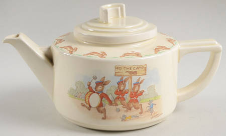 Bunnykins (Casino Shape) Small Teapot & Lid