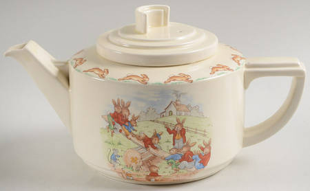Bunnykins (Casino Shape) Teapot & Lid