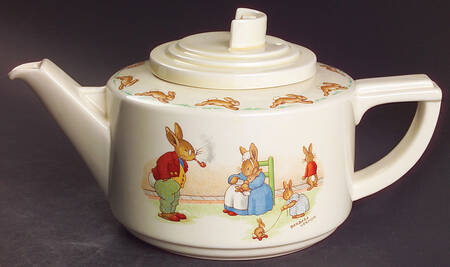 Bunnykins (Casino Shape) Small Teapot & Lid