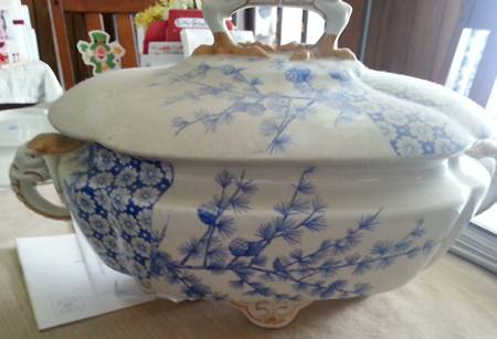 RW102 Tureen &  Lid