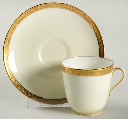 L9917 Flat Demitasse Cup & Saucer Set