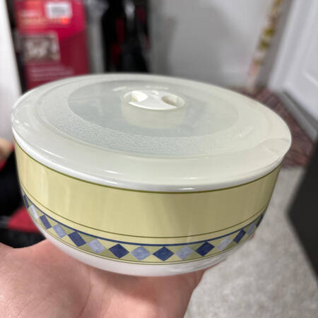 Carmina Accessories 5" Storage Bowl Ceramic with Plastic Lid