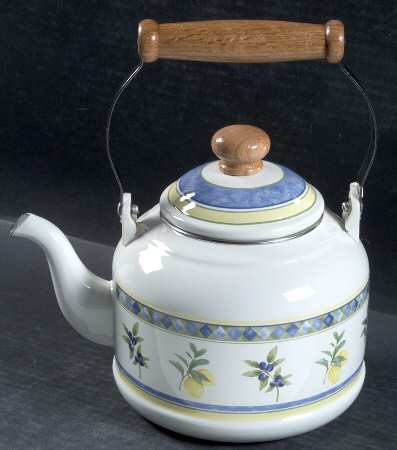 Carmina Accessories Metal Kettle & Lid