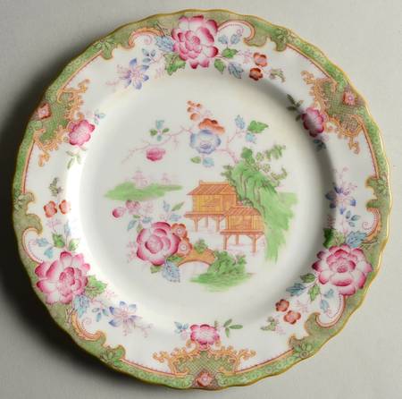 Temple Green (Scalloped) Salad Plate