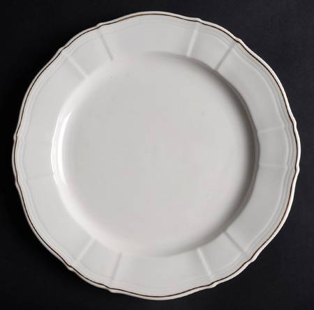 RD127 by Royal Doulton