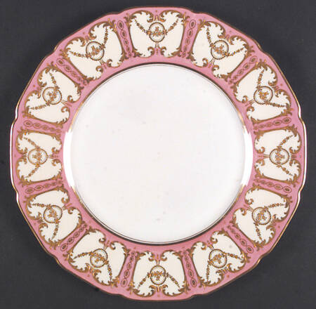 E8760 by Royal Doulton