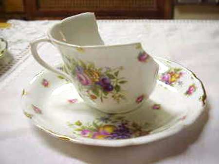 E3400 Flat Cup & Saucer Set