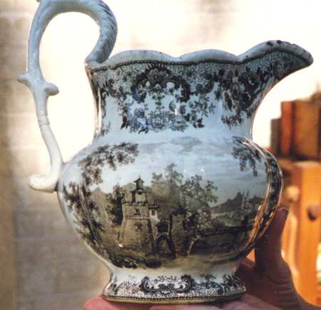 Pomerania Brown Pitcher