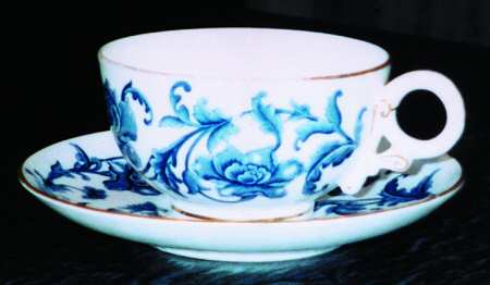 W1838 Flat Cup & Saucer Set