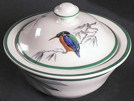 Kingfisher Soap Box with Lid and Strainer