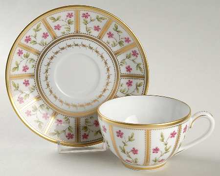 Roseraie Flat Cup & Saucer Set