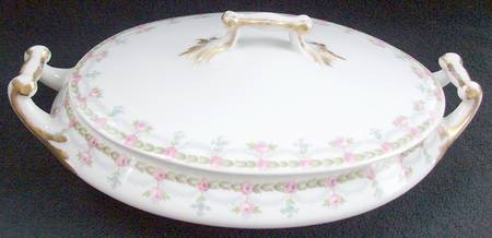 RDN94 Oval Covered Vegetable