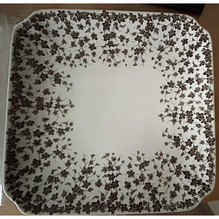RW110 Square Cake Plate