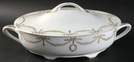 R1064 Oval Covered Vegetable