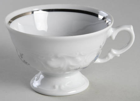 RKT12 Footed Cup