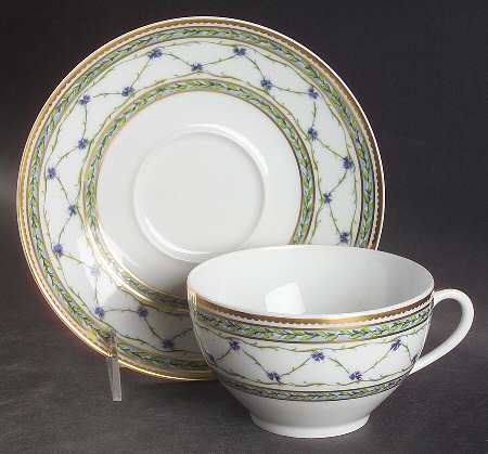 Allee Royale Breakfast Cup & Saucer Set