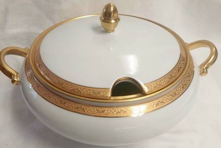 Ambassador Gold (White) Tureen & Lid