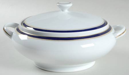 Diplomat Blue Round Covered Vegetable