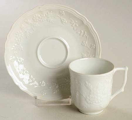 Hawthorne Flat Demitasse Cup & Saucer Set