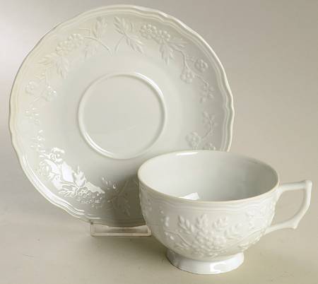 Hawthorne Breakfast Cup & Saucer Set