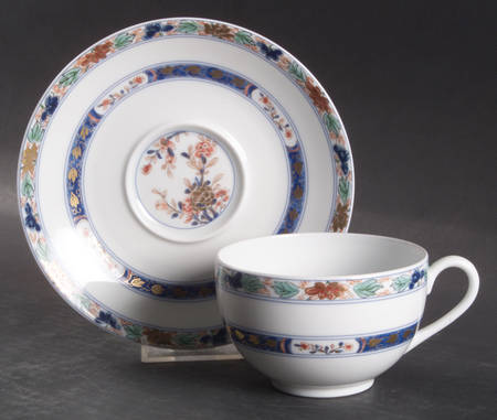 Koutani (White Background) Flat Cup & Saucer Set