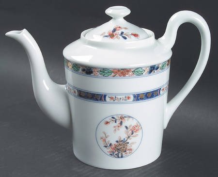 Koutani (White Background) Coffee Pot & Lid