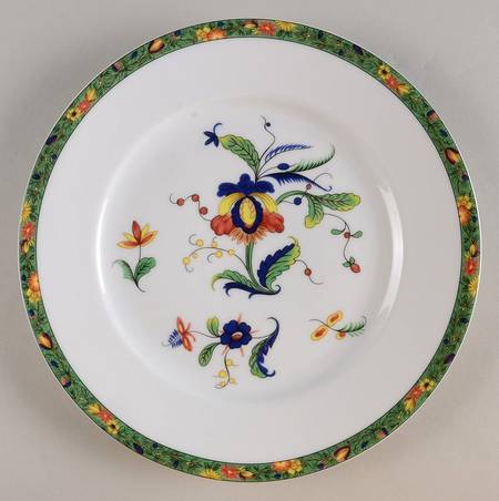 Louviers Luncheon Plate