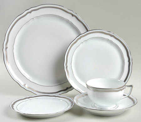 Marie Antoinette Platinum 5 Piece Place Setting