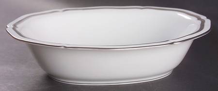 Marie Antoinette Platinum 10" Oval Vegetable Bowl